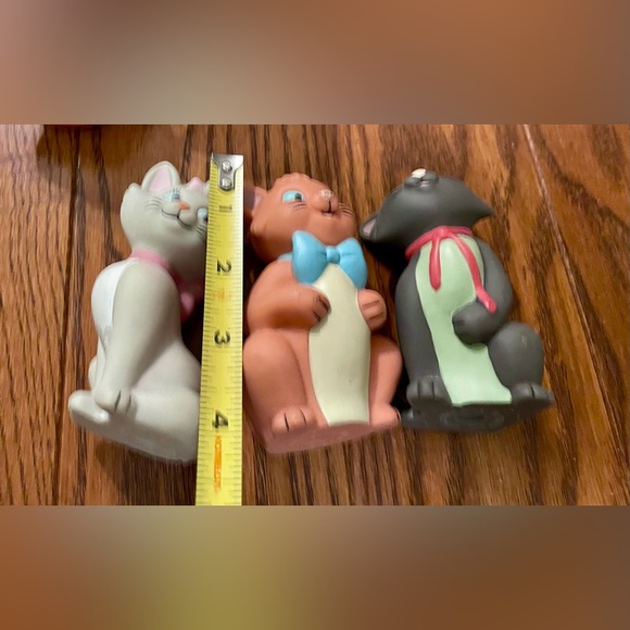 Set of 5 Vintage Aristocrats Plastic Squeak Figurines - Picture 5 of 8